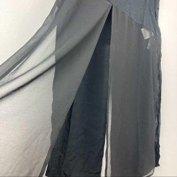 BCBGeneration Longline Sheer Button Up Top Cover-Up Tunic in Black - Picture 10 of 12